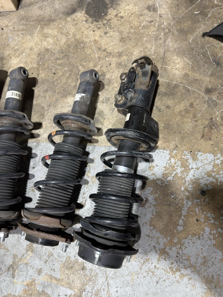 Amortiguadores Subaru BRZ Scion FR-S 2013-2020 Toyota 86 OEM/85 k millas Foto 2 de 4