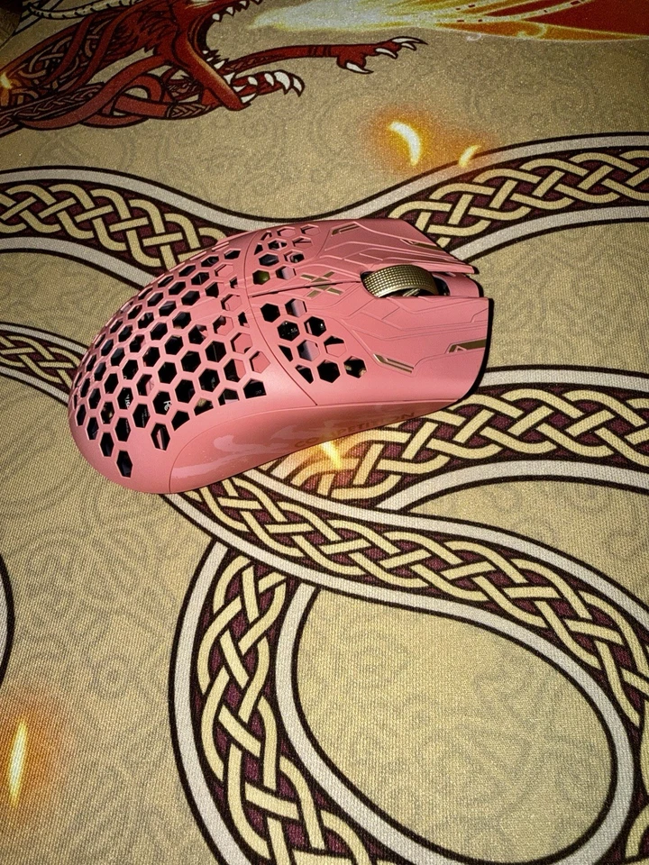 Finalmouse ULX Sakura Pink Gaming Mouse - Medium 10K Limited Edition - Brand New - Image 4 of 4