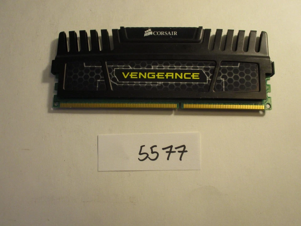 Corsair Vengeance 2GB PC3-12800 1600Mhz DDR3 DESKTOP MEMORY RAM (5577) - Image 2 of 2