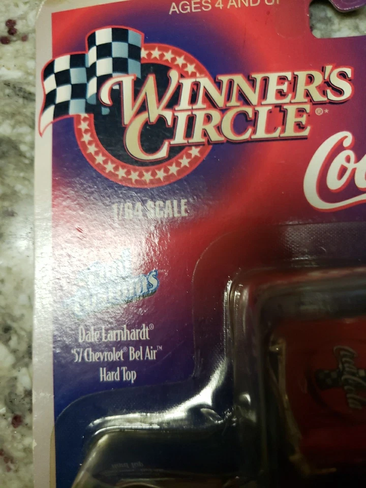 Paquete círculo de ganadores de Coca Cola Dale Earnhardt Sr. And Jr. Foto 3 de 4