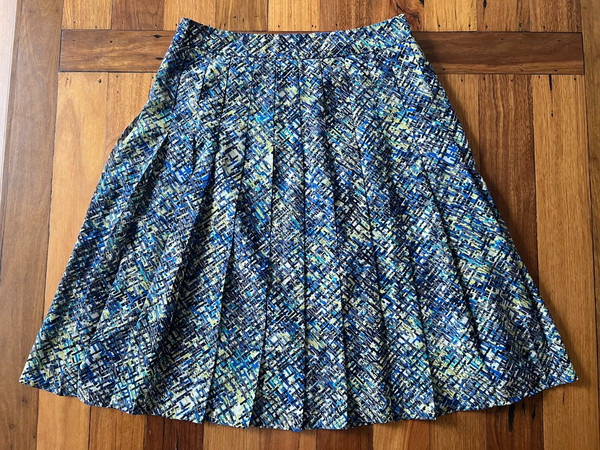 Jacqui E Womens Size 10 Blue Abstract Print A-Line Skirt Pleated Work Office