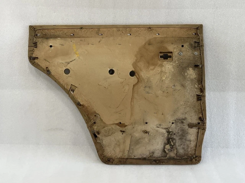 Jeep Grand Wagoneer 1986 1987 1988 1989 1990 1991 panel de moldura de puerta trasera derecha Foto 2 de 4