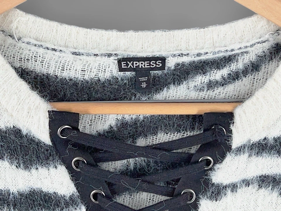 Suéter Y2K 90s Express Estampado de Cebra Difuso Con Cordones XS Gran Tamaño Recortado Foto 2 de 4