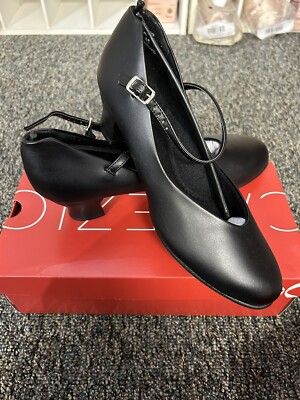 Capezio Jazz Shoes Shoes Size Capezio Women's Jr. Footlight Character Shoe, Black,9.5 M US | Ballet & Dance Toddler Ballet Shoes Amazon Essentials  Women's Mary Jane Ballet Flat Capezio Women's Student Footlight Character Shoe,Black,5 M US