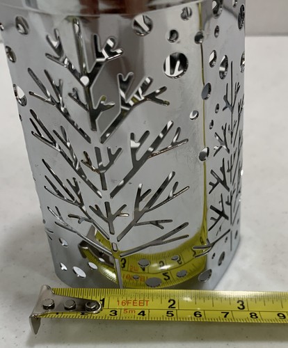 Bath & Body Works Silver Metal Soap Dispenser Sleeve Cover Trees & Snow New! - 第 9/9 張圖片