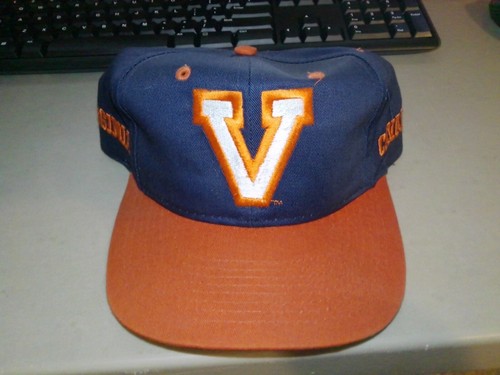 VINTAGE NOS VIRGINIA CAVALIERS SNAPBACK CAP