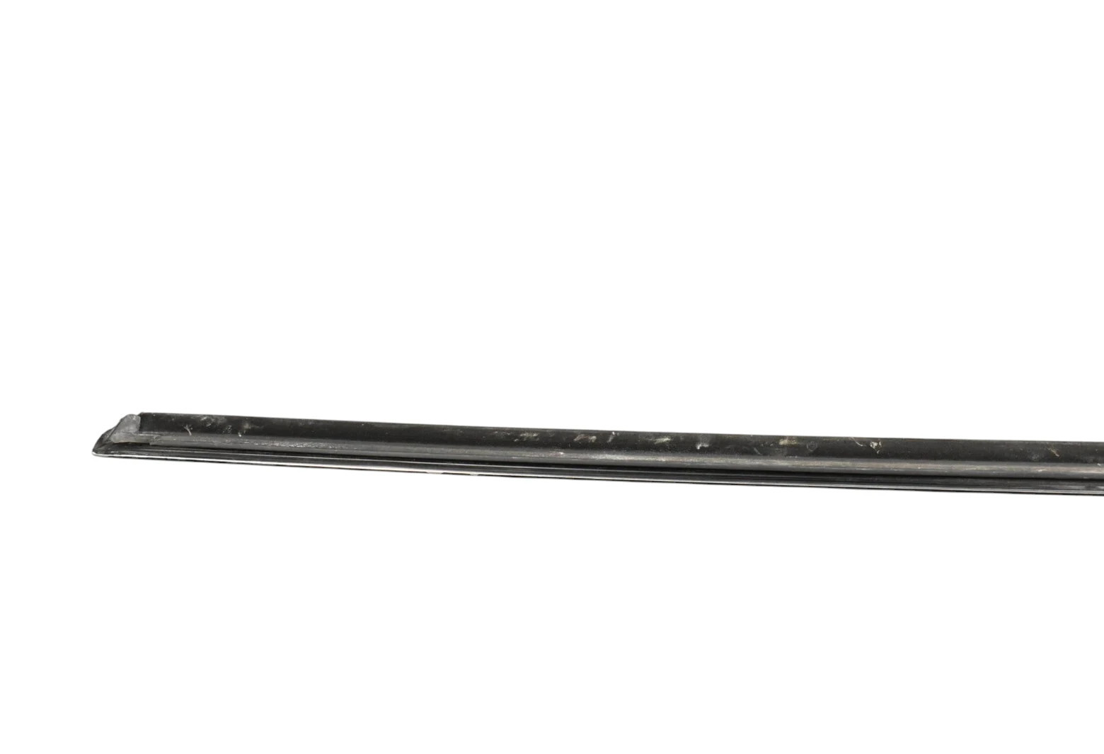 14-20 Maserati Quattroporte Rear Left Door Window Belt Molding 670009936 Oem