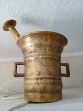 M&ouml;rser aus Messing mit St&ouml;&szlig;el/Pistill, seitlichen Griffen/Seitengriffen