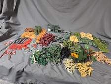 Plastic ARMY MEN Lot Of 263 SOLDIER PLUS Vehicles OTHER ACCESSORIES READ