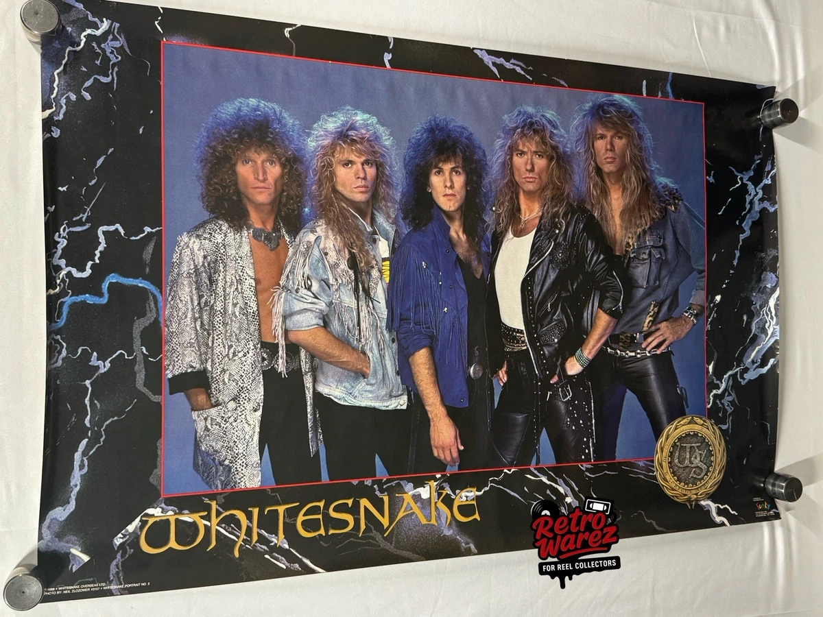 デイヴィッド・カヴァデールとスティーヴ・ヴァイ　サインcd whitesnake スティーブ・ヴァイが Whitesnake のステージで 