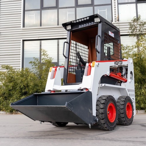 NEW Kubota D1105 1.4-Ton Skid-Steer Loader 35 HP & 3-in-1 Attachment, EPA Di - Picture 4 of 21
