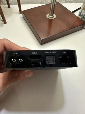 Apple TV 3rd Gen A1469 Media Streamer    HDMI Optical Ethernet  Box Only