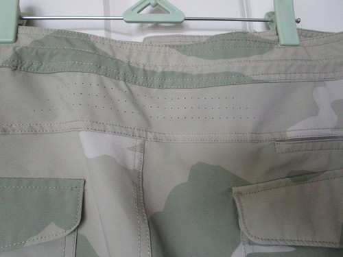 Roark Shorts Mens 34 Green Camo Layover 2.0 Trail Shorts Hiking Camp Stretch - Picture 4 of 5