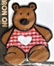 1 Adorable Teddy Bear w/ Heart Iron-On Applique Dill Buttons of America Patches 