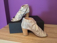 Women's Dune Black 072 Jakie Nude Metallic Peeptoe Heel Bootie. Uk Size 3. Women's Dune Black 072 Jakie Nude Metallic Peeptoe Heel Bootie. Uk Size 3.