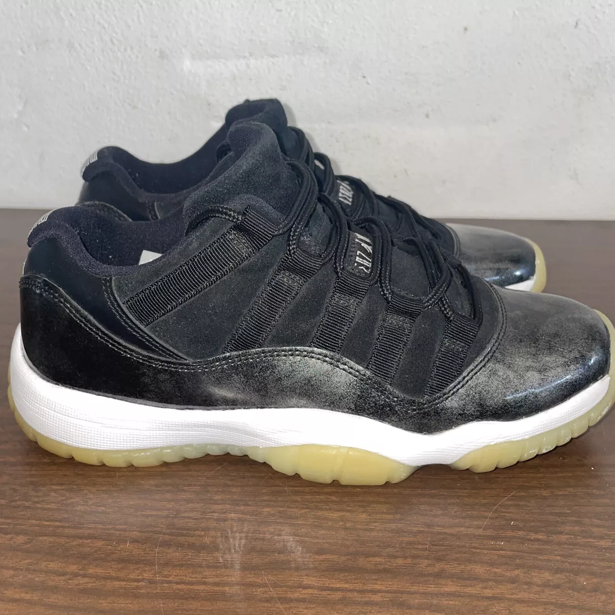 Jordan 11 2024 low black white