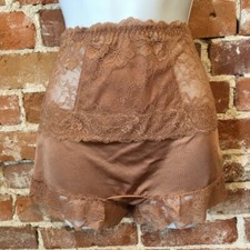Rhonda Shear Dark Nude Lace Overlay Pin-Up Shortie Retro Boyshort Panties New