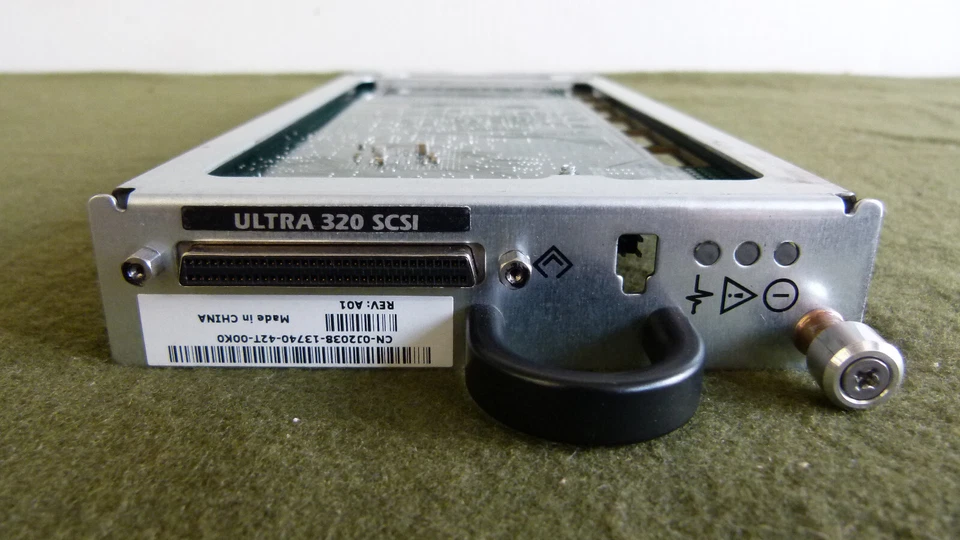 Ultra 320 SCSI CN-0Y1987-13740-42T-00S6 Network Controller - Image 2 of 4