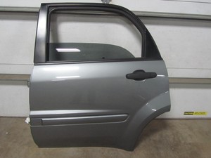 05 09 Chevy Equinox Lr Left Rear Driver Side Door Tarnished Silver 232m Tinted Ebay