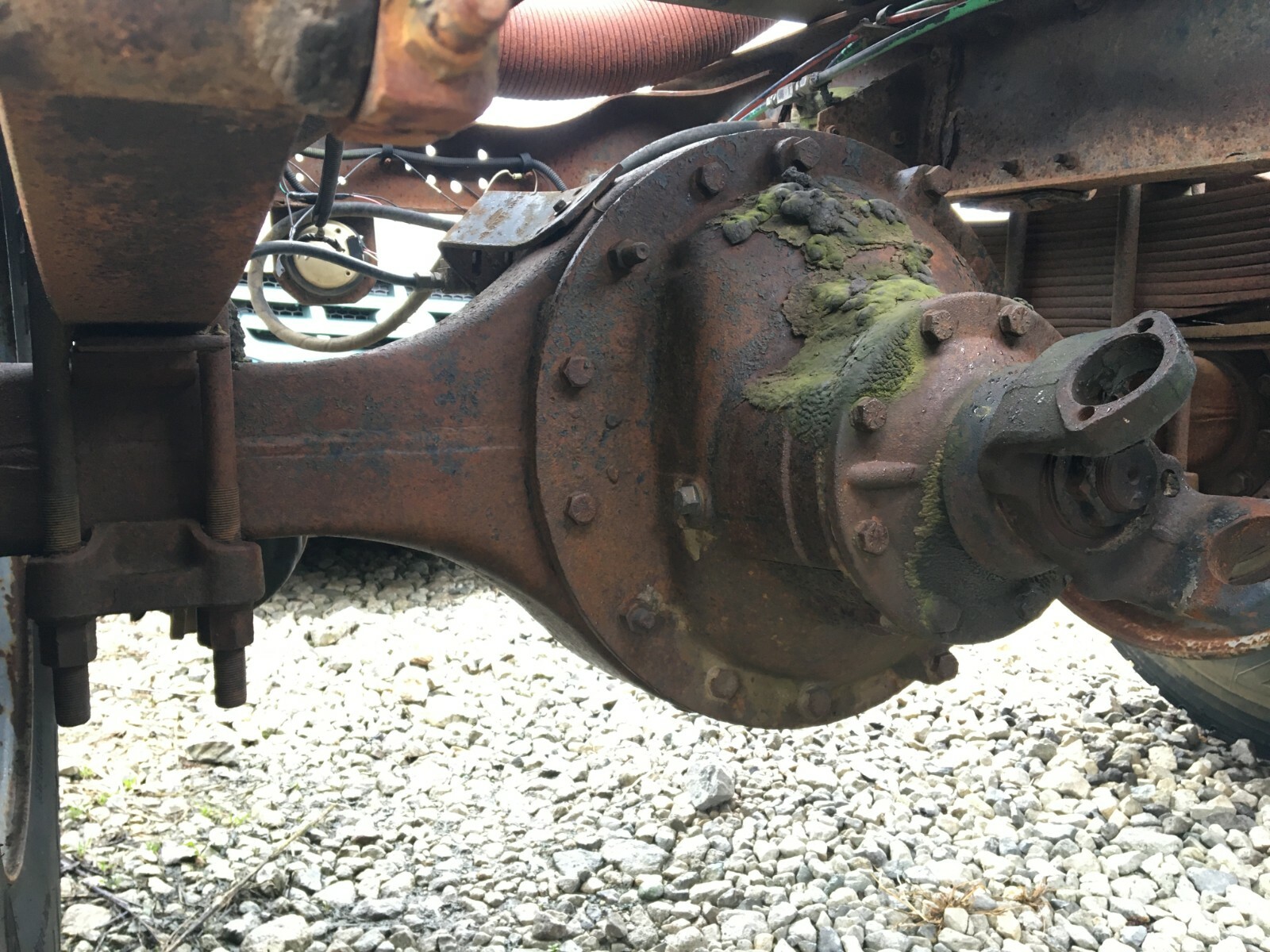 1984 Ford 9000 DUALLY REAR AXLE DIFFERENTIAL | eBay