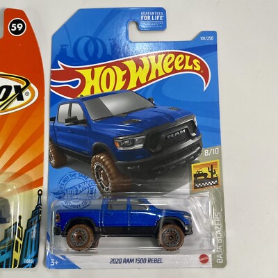 赤モデルスパーク　ダッジラム　ミニカー　DODGE RAM SRT-10　新品 赤モデルスパーク ダッジラム ミニカー DODGE RAM SRT-10 新品