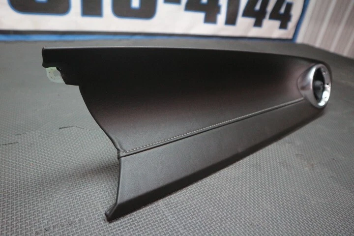 Chevrolet Camaro SS 2016-204 tablero ventilación moldura OEM Foto 4 de 4