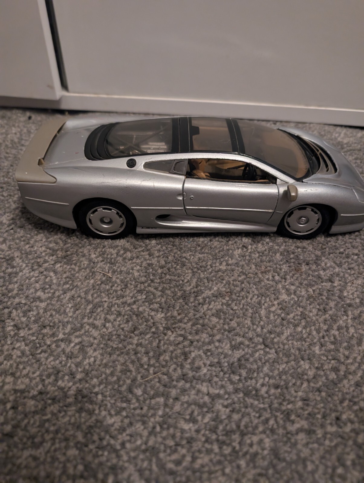 Picture 3 of 10