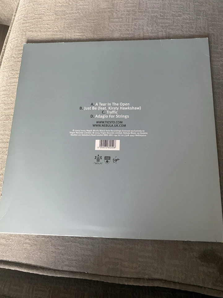 Vinyl - Image 2 of 4