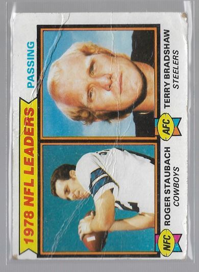 1979 Topps #1 1978 Passing Leaders (Staubach/Bradshaw) Cream Colored Back