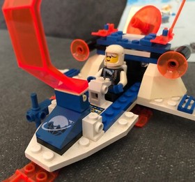 LEGO &reg; SYSTEM 6879 SPACE ICE PLANET BLIZZARD BARON * WITH FIGURE AND INSTRUCTIONS *