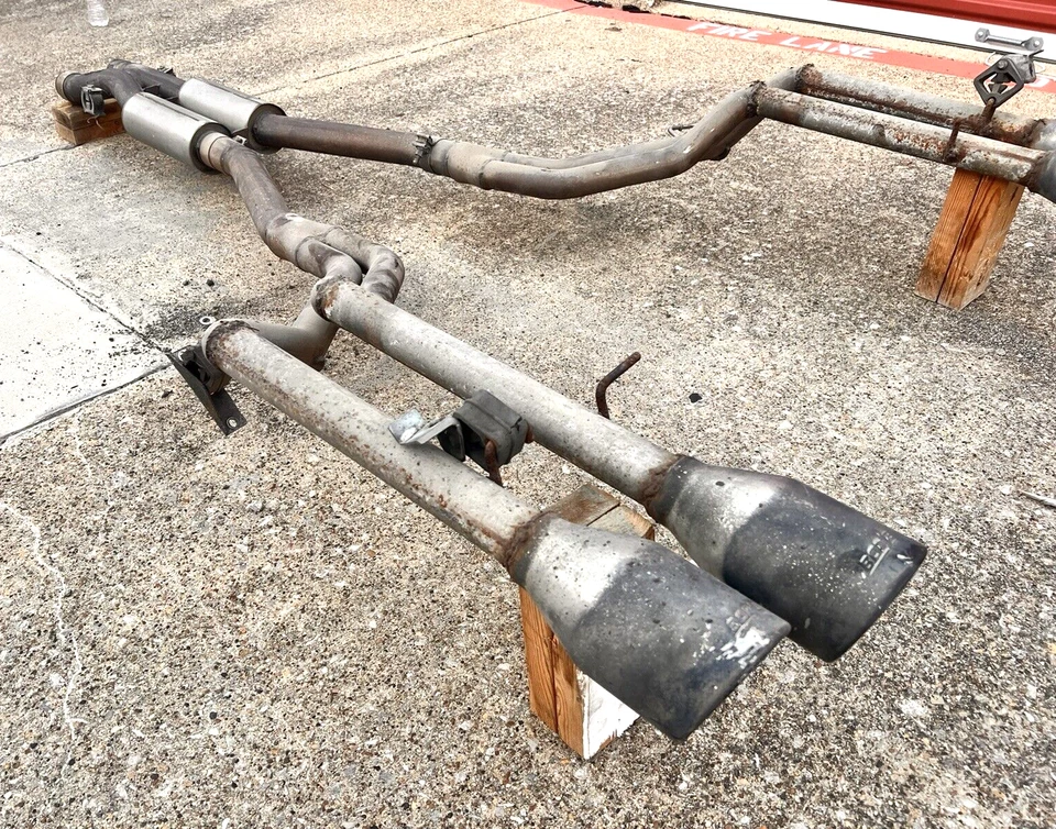 BMW E63/64 M5 M6 2006 2007 2008 2009 2010 2011 2012 tubo recto escape y puntas Foto 2 de 4