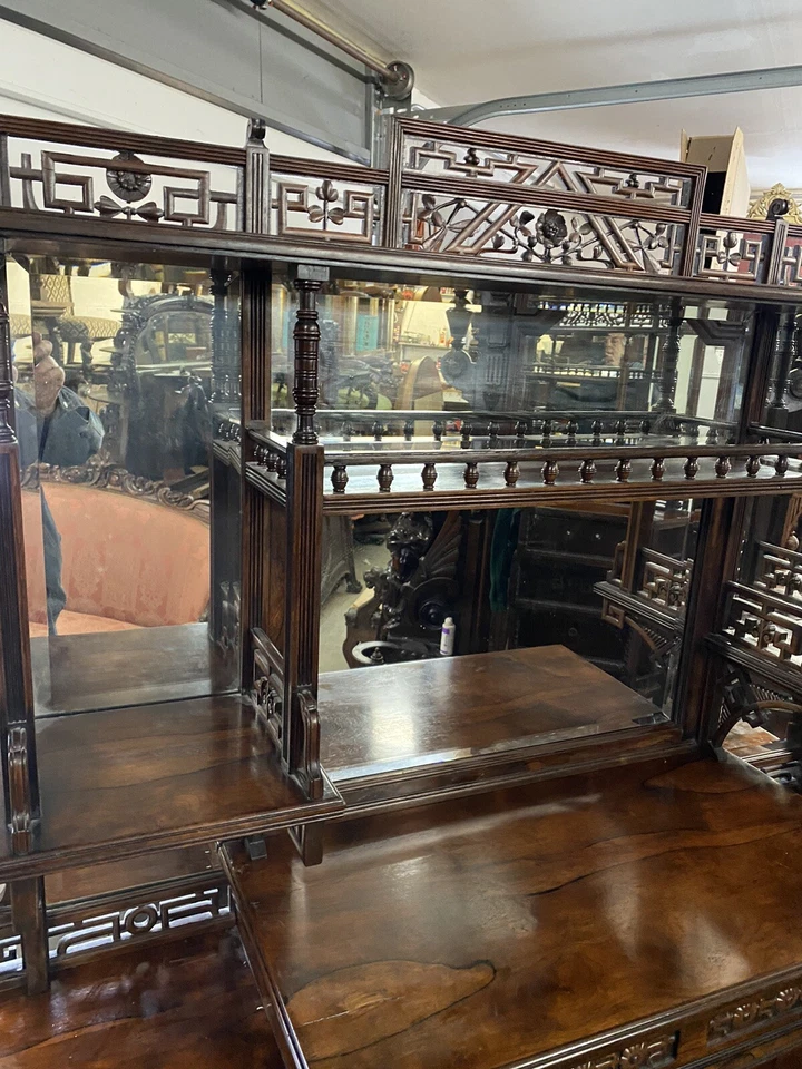 APARADOR APARADOR TALLADO PALISANDRO, ATTR. HERTER Foto 4 de 4