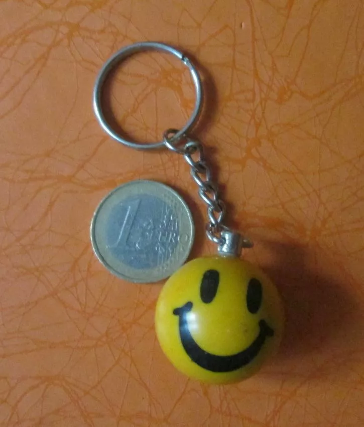 Smiley keychains buy online sale