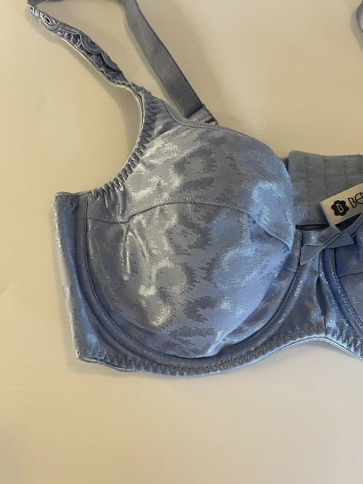 Бюстгальтер Bendon идеальное покрытие 38 C синий с блестящими узорами - Изображение 3 из 4