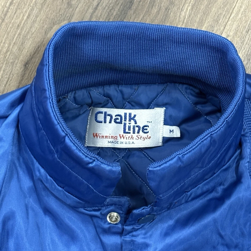 Jaqueta de cetim vintage anos 80 Reino Unido Kentucky Wildcats NCAA linha giz tamanho M - Imagem 3 de 3