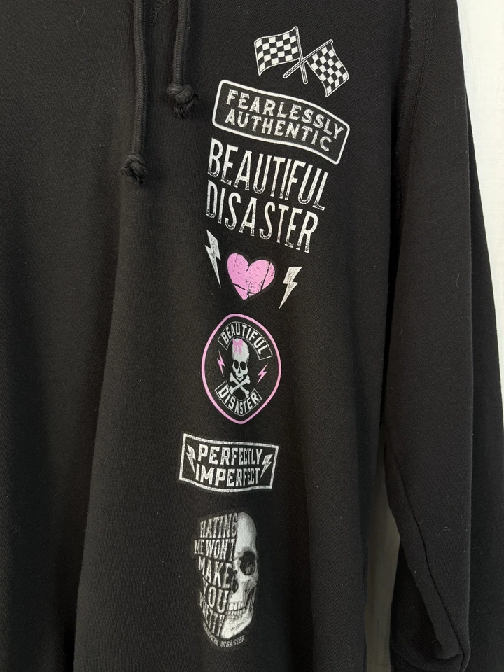 Hermosa sudadera con capucha Disaster para mujer calaveras rosas dobladillo alto bajo C2X Foto 2 de 4