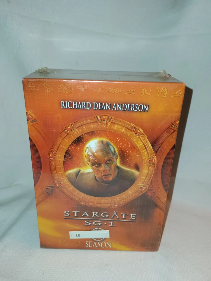 (2) 5 Disc Sets STARGATE SG-1 / SEASONS 5 & 6 /  New  Sealed  - Image 4 of 4