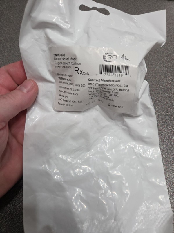 Siesta Replacement Nasal Cushion Mask Medium SNM3002 New In Package.  B-1