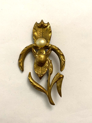 Große vergoldete Metall Brosche Iris Blume Jugendstil Oversize Brooch