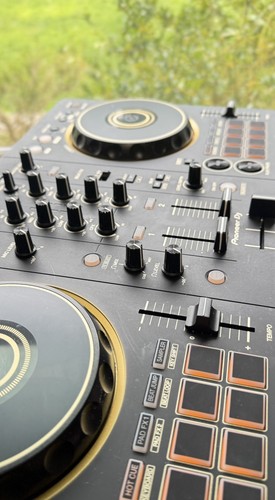 Pioneer DJ DDJ-FLX4 2-Channel 2-Deck Tabletop Controller - Black