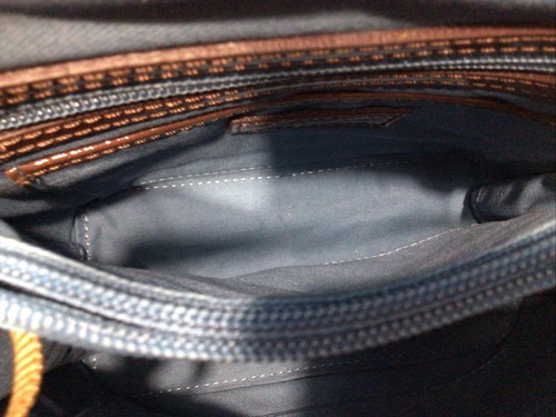 Dooney & Bourke Brown Patent Leather Trixie Crossbody Lightly Used - Picture 14 of 16