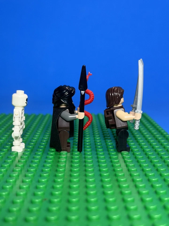 Lego Prince of Persia Minifigures Dastan Pop004, Zolm Pop012 & Skeleton Gen002 - Image 3 of 4