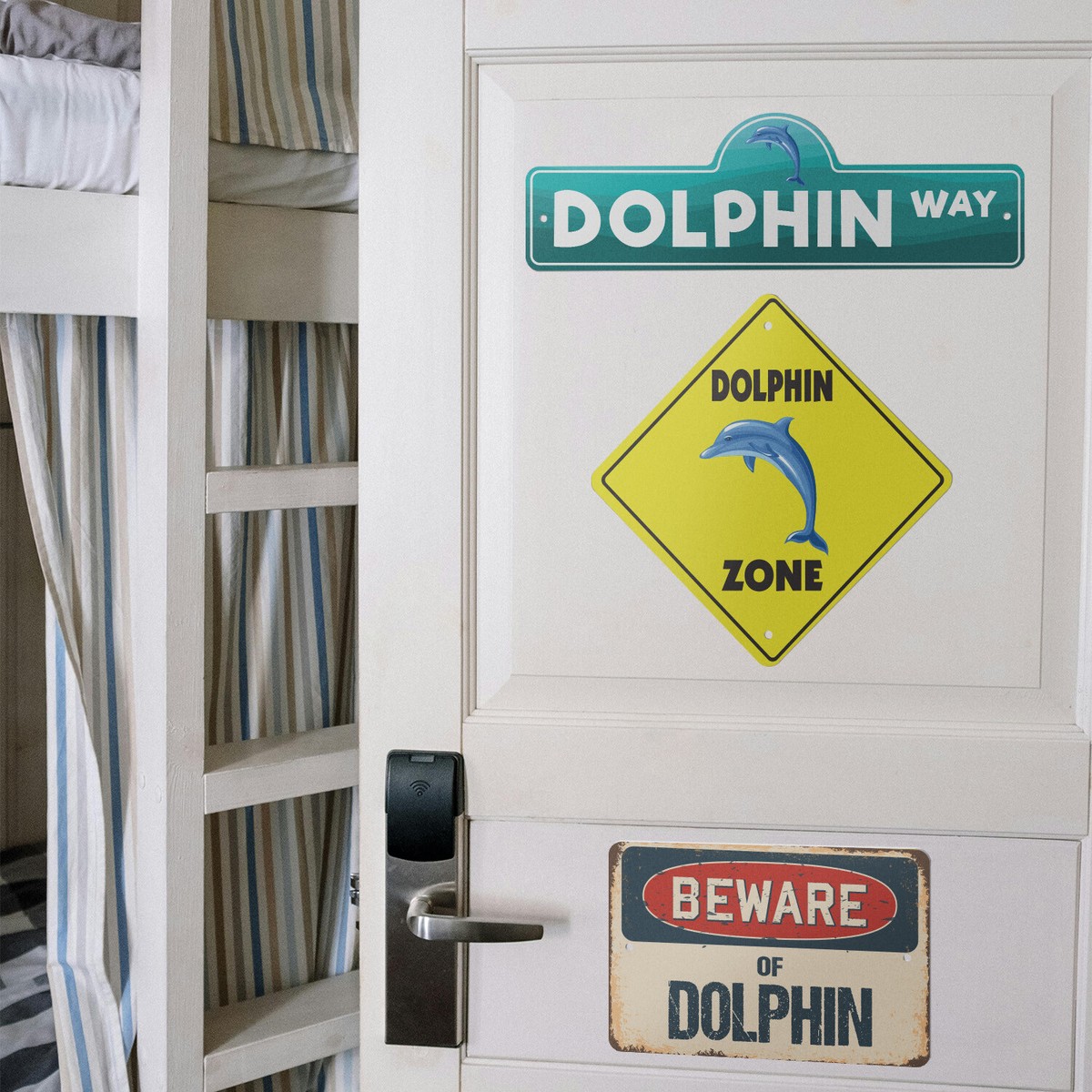サーフィン ジャンク看板　WARNING　SWIFT Dolphin (3 Pack) Plastic Street Sign Crossing Warning