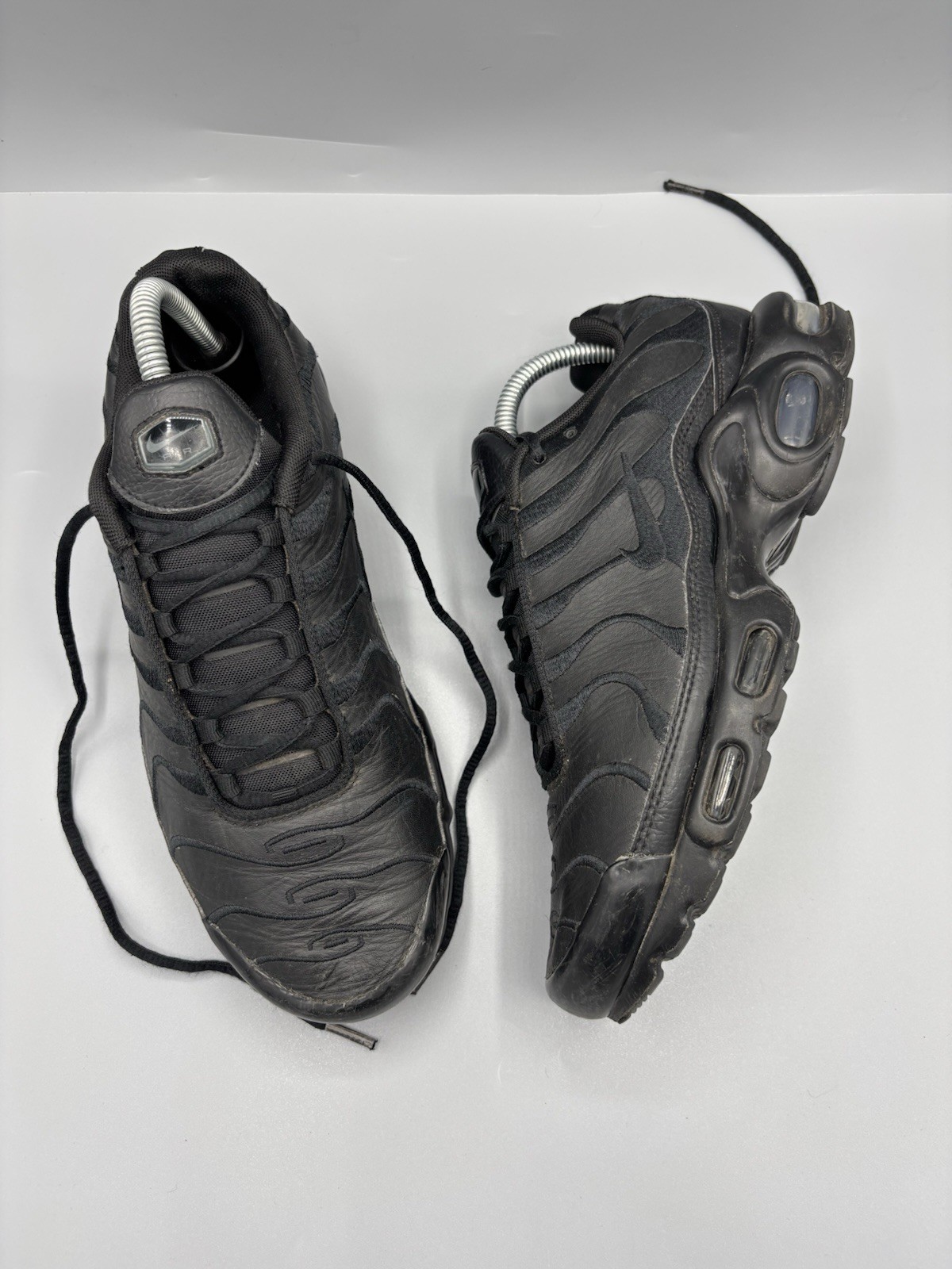Nike Air Max Plus TN Triple Cuero Negro Para Hombre Talla UK 7.5