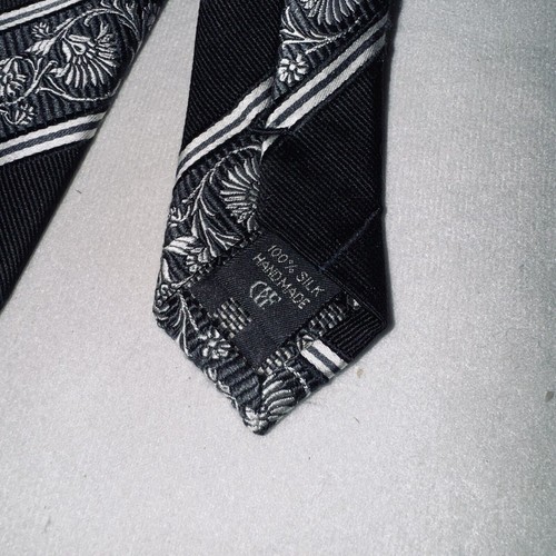 Daniel De Fasson Studio Men's Silk 59" L 3.75" Black White Floral Necktie Tie - Picture 3 of 5