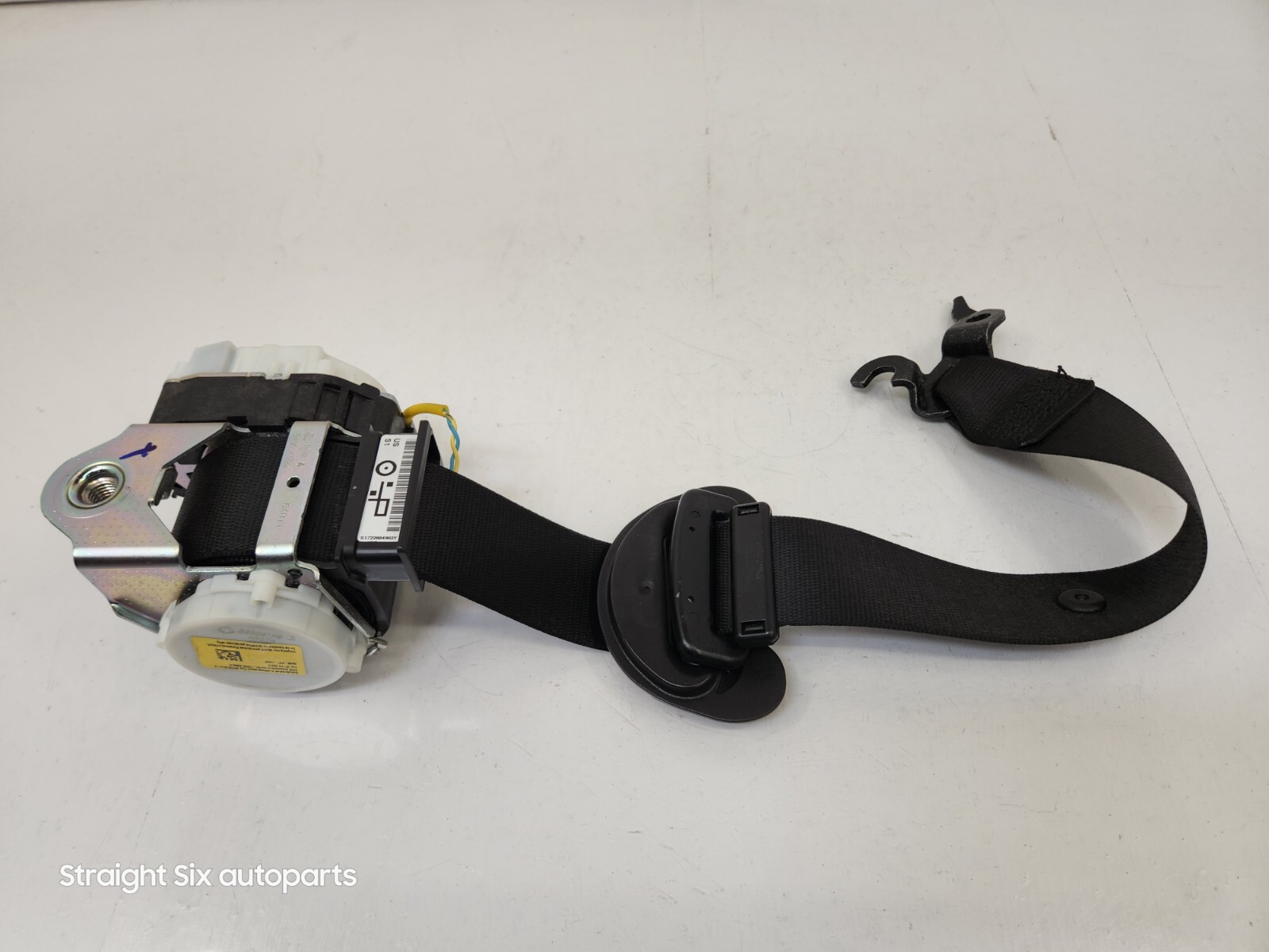 0911 OEM BMW E90 E91 Front Left Driver Seat Belt Seatbelt Retractor