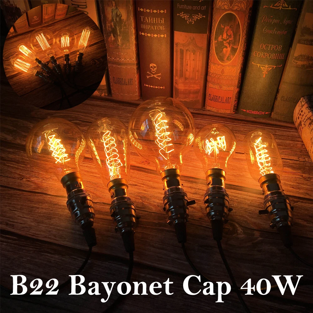 Bayonet cap light bulb outlet