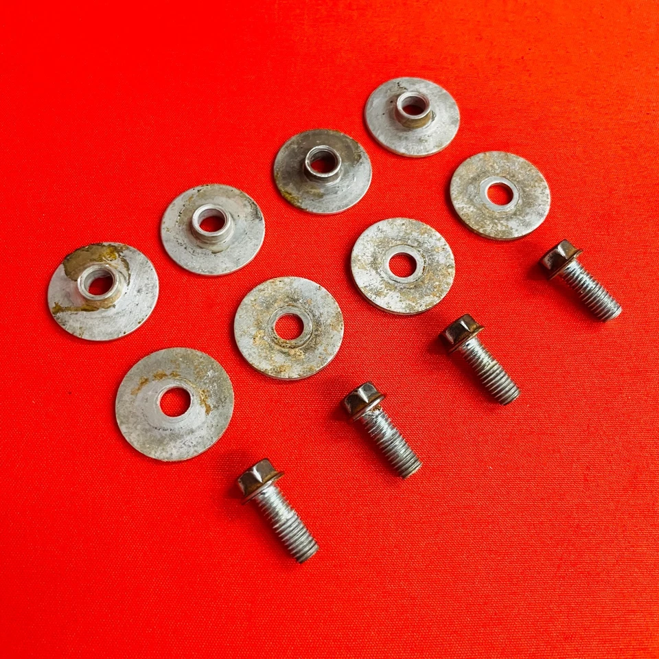 CR125 前挡泥板螺栓安装 正品 原始设备制造商 本田 CR 125 250 500 R (1995 - 2008) — 第 3/4 张图片