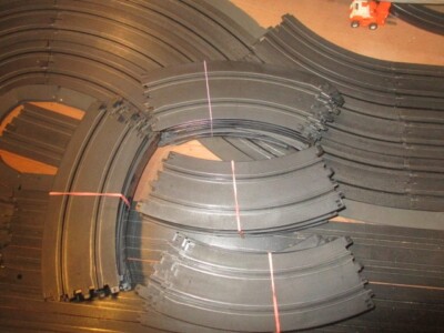 40 Matchbox Speed track 12 INCH RADIUS CORNERS SLOT CAR TRACK