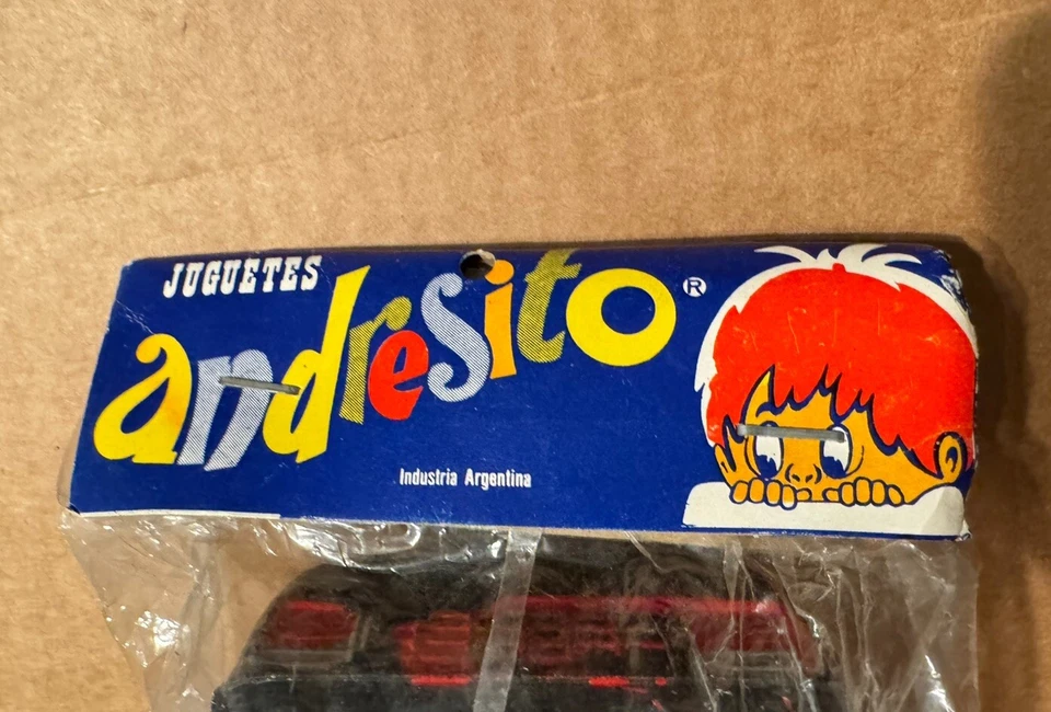 UNA FURGONETA DE EQUIPO VINTAGE AÑOS 80 - HECHA EN ARGENTINA - MARCA / LIS - ¡BOOTLEG 23,5 CM!! Foto 3 de 3